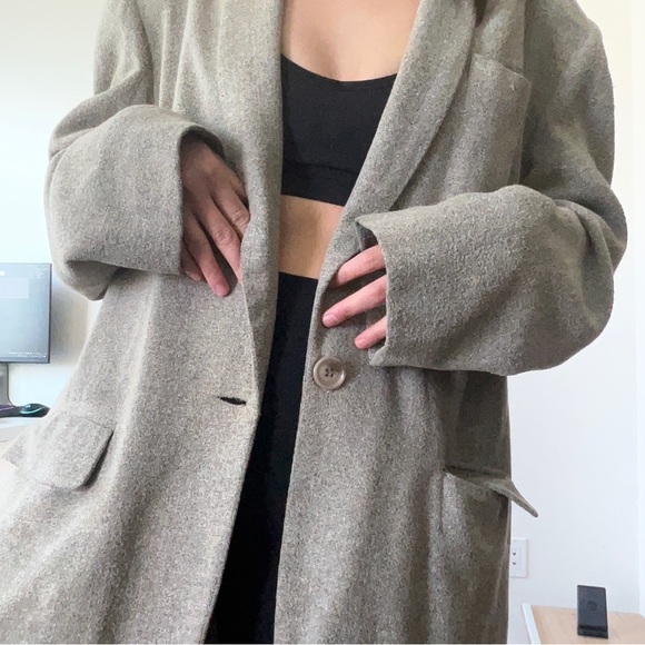 Vintage Oversized Blazer - Picture 3 of 4